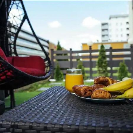 Cozy Special Pallady Apartament With Garden & Courtyard بوخارست المظهر الخارجي الصورة
