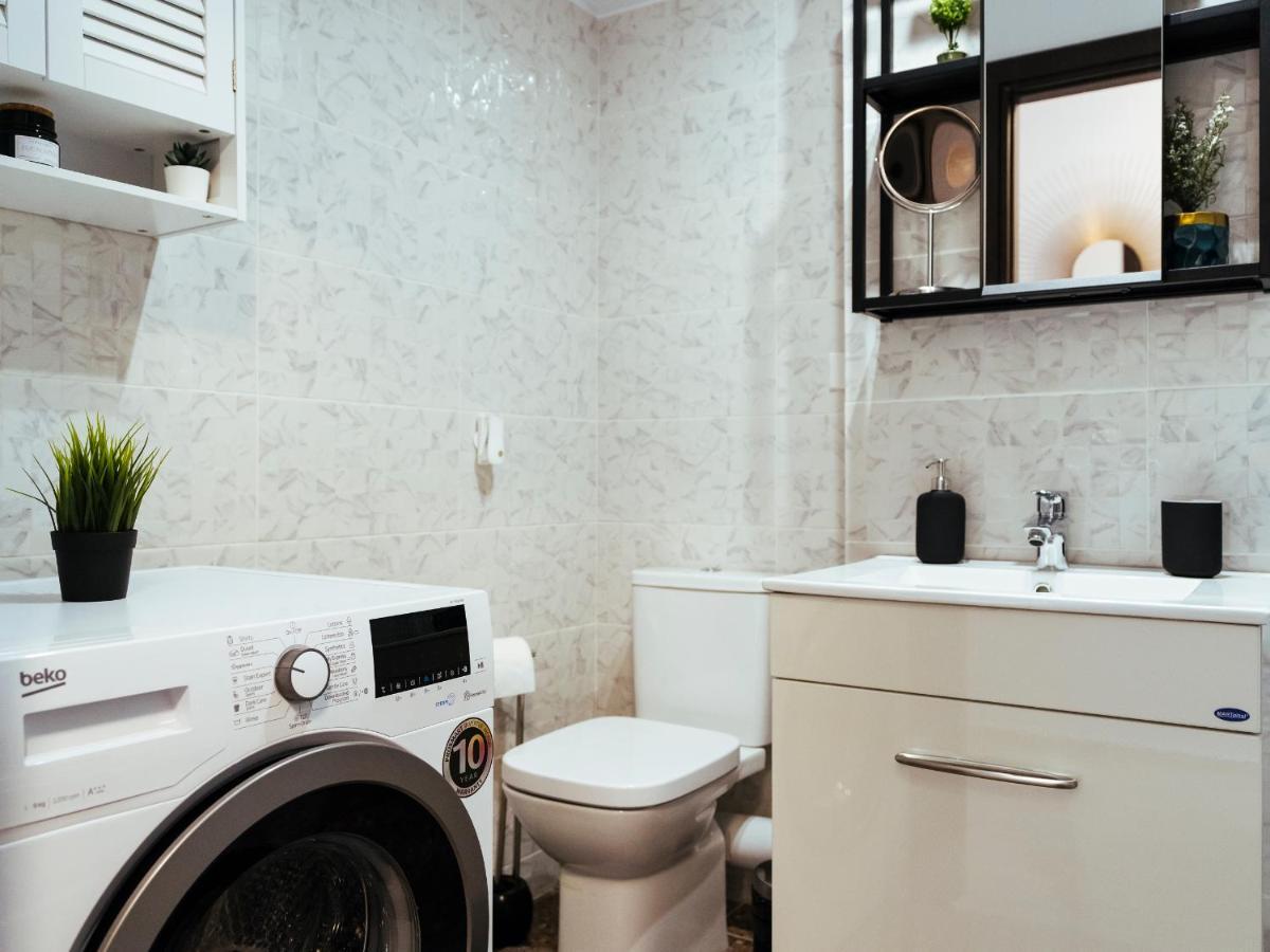 Cozy Special Pallady Apartament With Garden & Courtyard بوخارست المظهر الخارجي الصورة